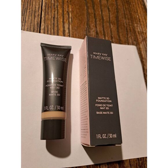 Mary Kay TimeWise Matte 3D Foundation Beige N190 New in Box - Picture 1 of 3